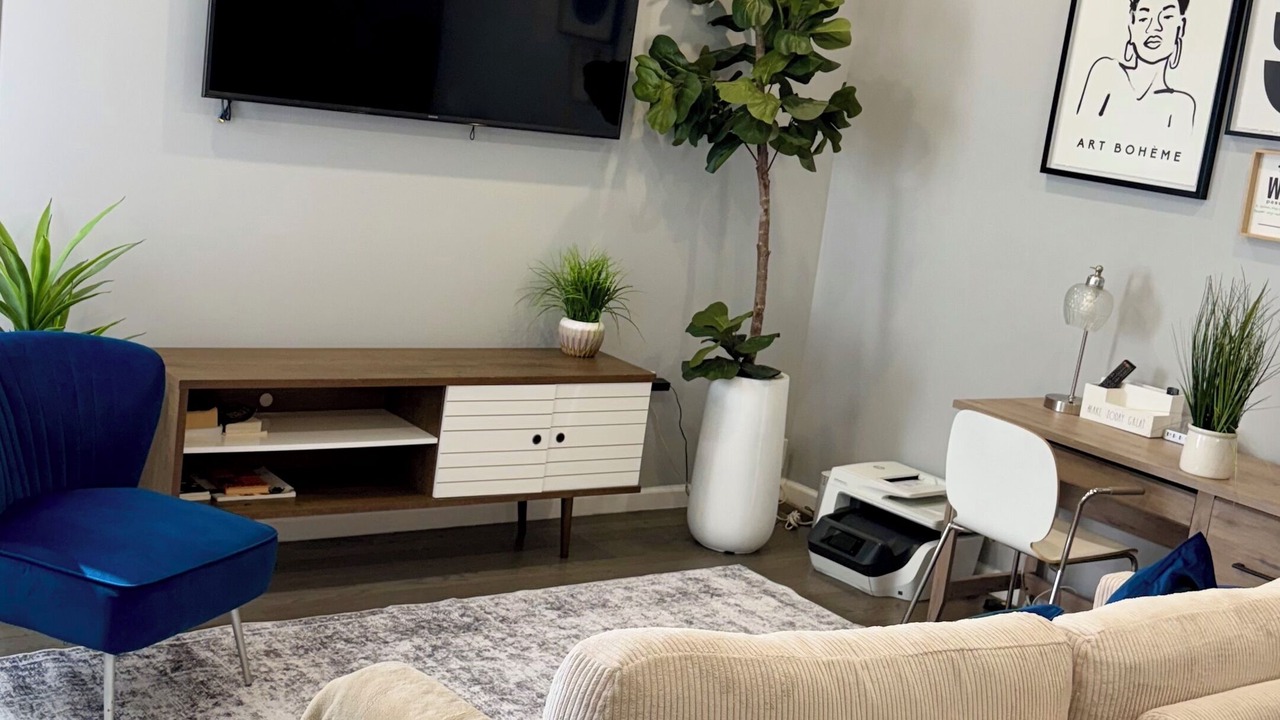 Photo of Livingroom in East Orange