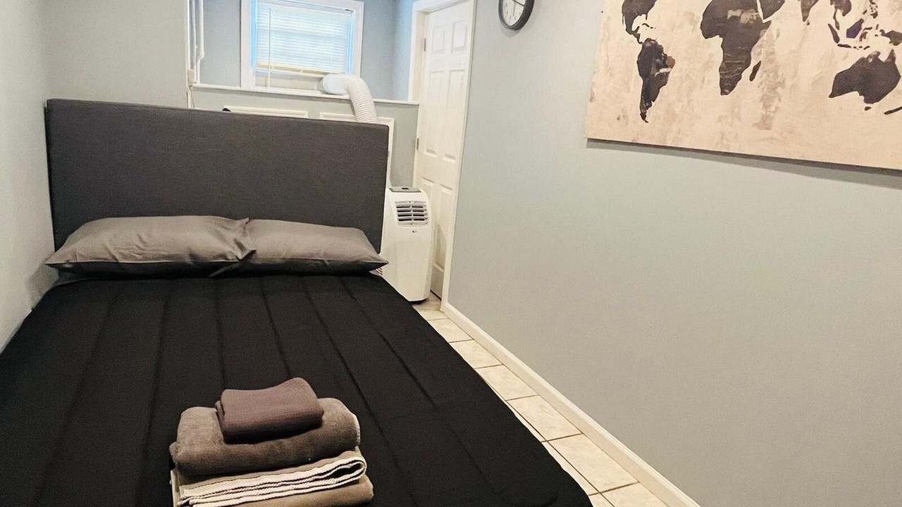 Photo of Bedroom in North Bergen