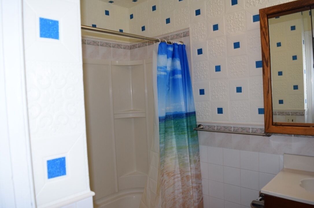 Photo of Bathroom in Linden