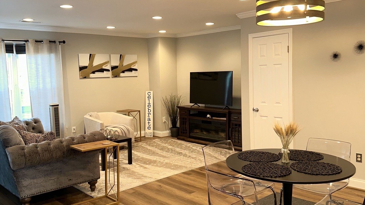 Photo of Livingroom in Crofton