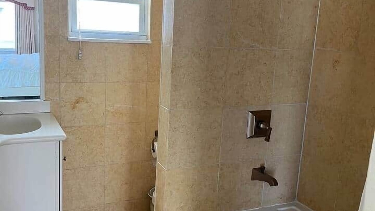 Photo of Bathroom in Ventnor City