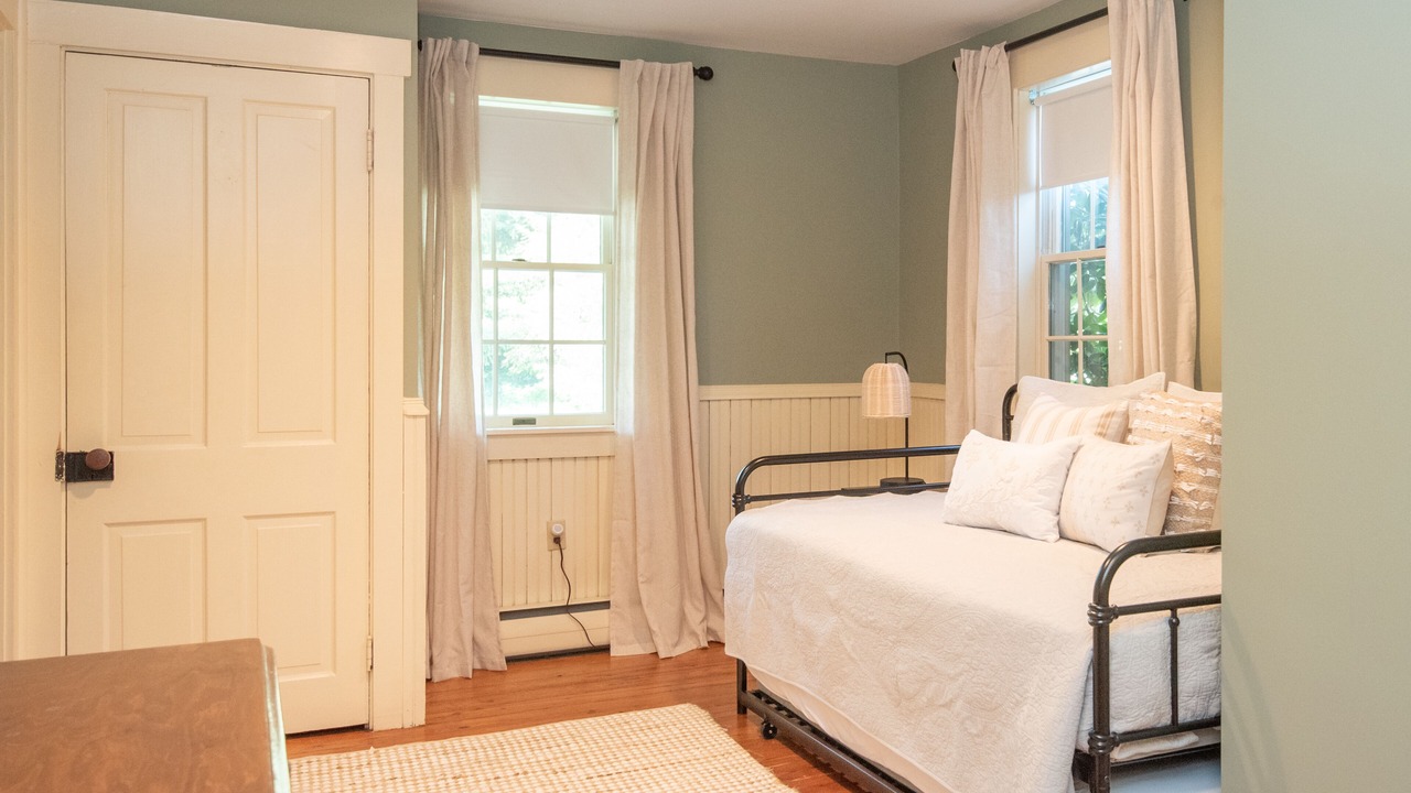 Photo of Bedroom in New Providence