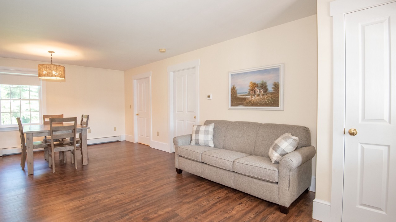 Photo of Livingroom in New Providence