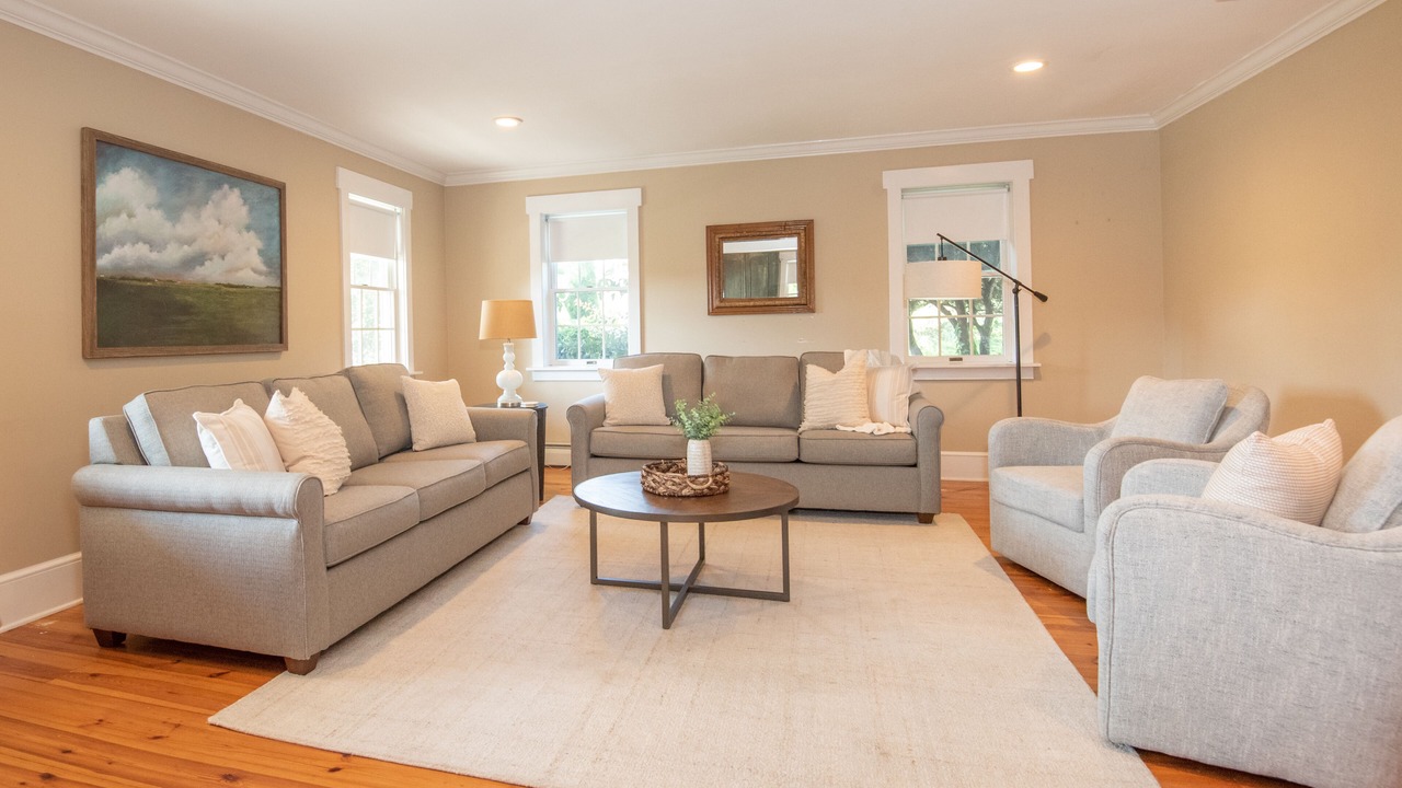 Photo of Livingroom in New Providence