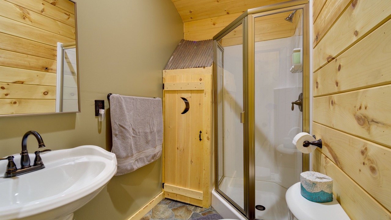 Photo of Bathroom in North Rose