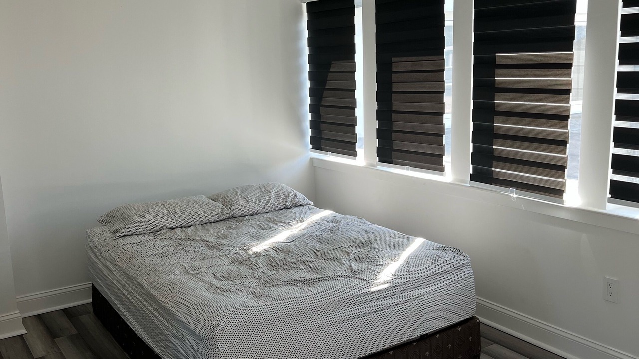 Photo of Bedroom in Perth Amboy