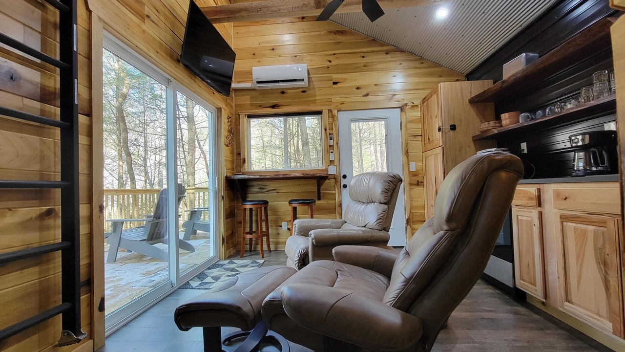 Photo of Livingroom in Rogers