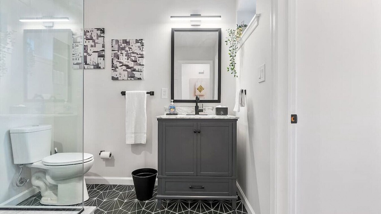 Photo of Bathroom in Southwest Center City