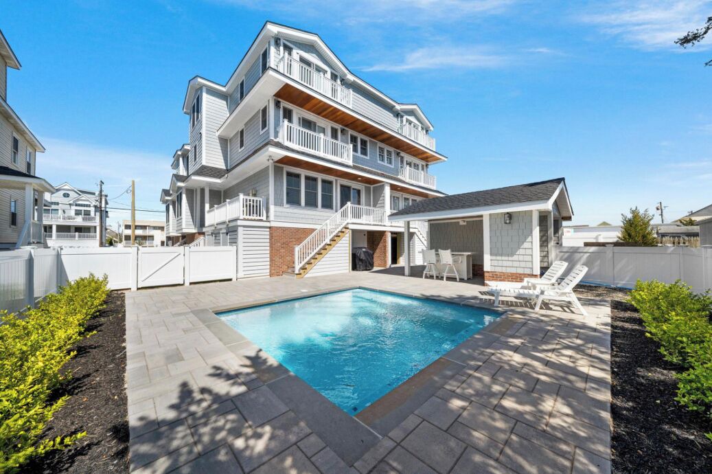 Photo of Outdoor in Avalon