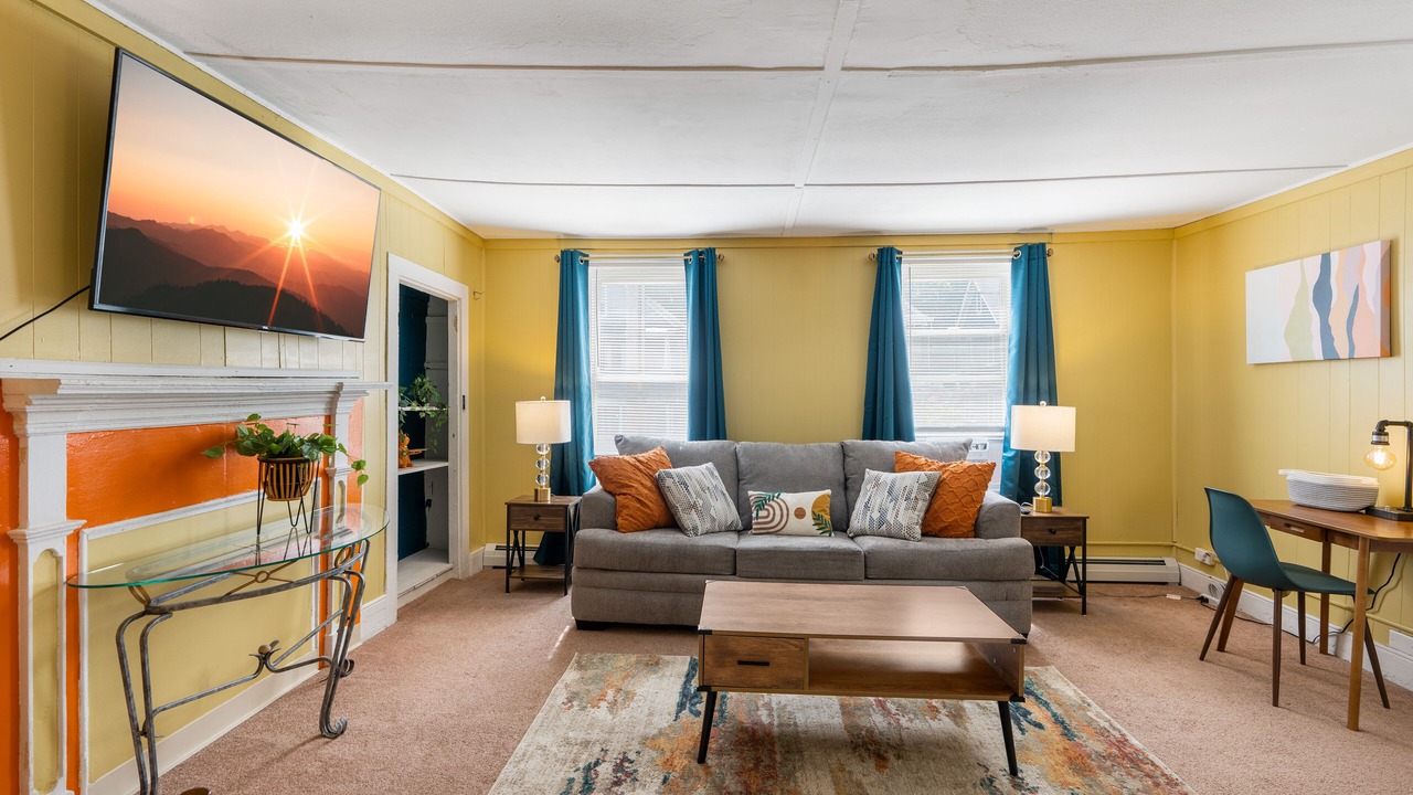 Photo of Livingroom in Poughkeepsie