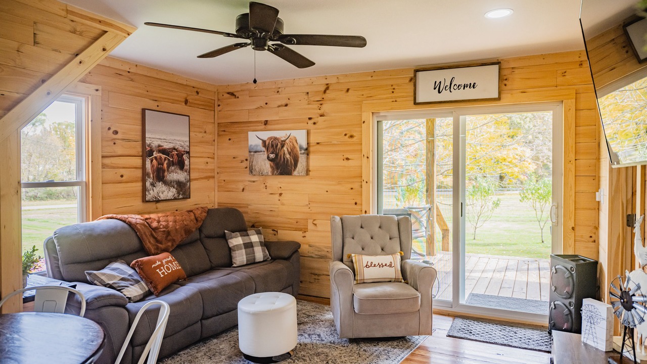 Photo of Livingroom in Logan