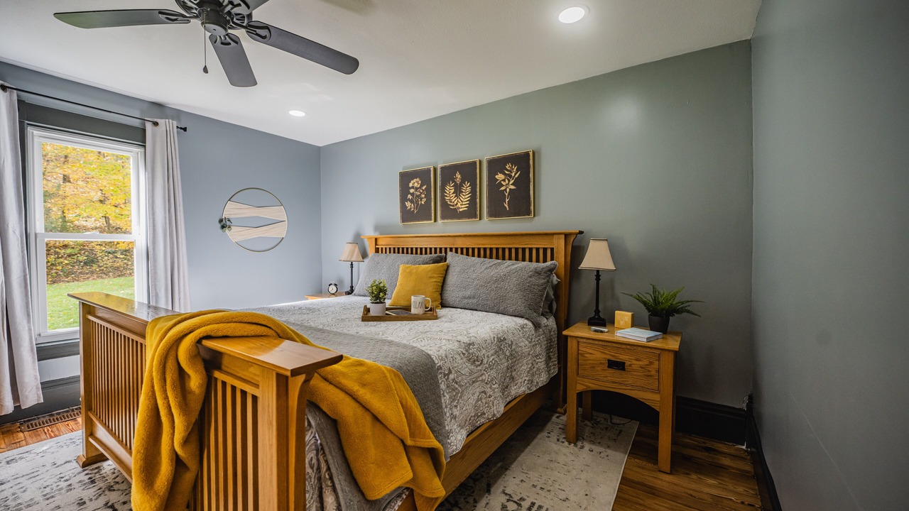 Photo of Bedroom in Logan