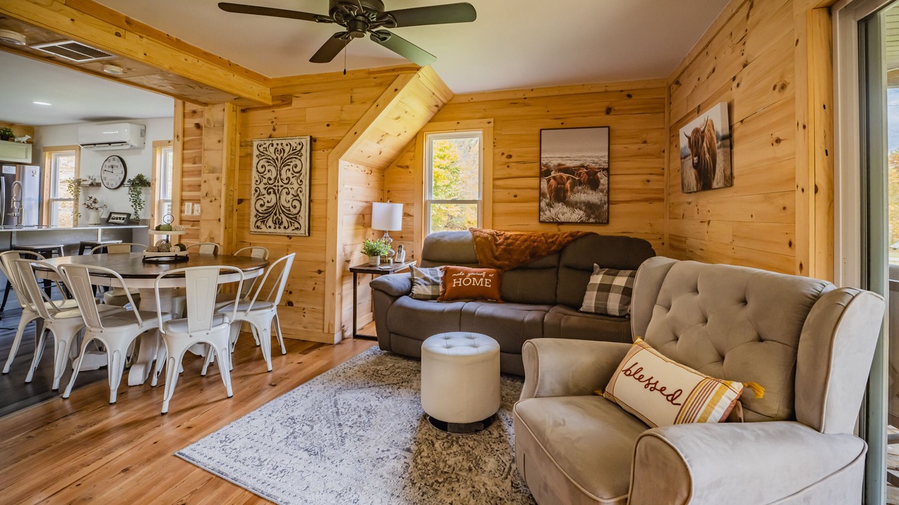 Photo of Livingroom in Logan