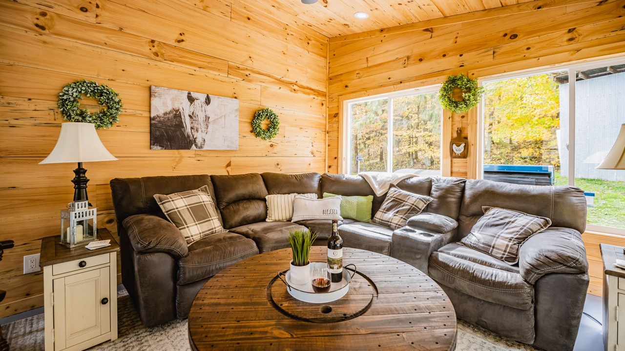 Photo of Livingroom in Logan