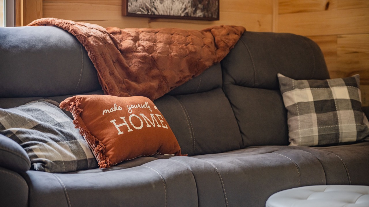 Photo of Livingroom in Logan