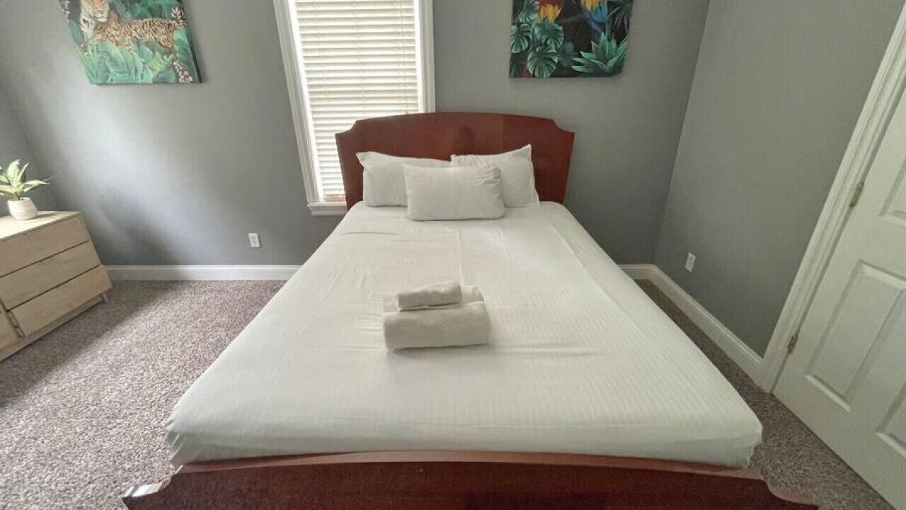 Photo of Bedroom in Mount Auburn