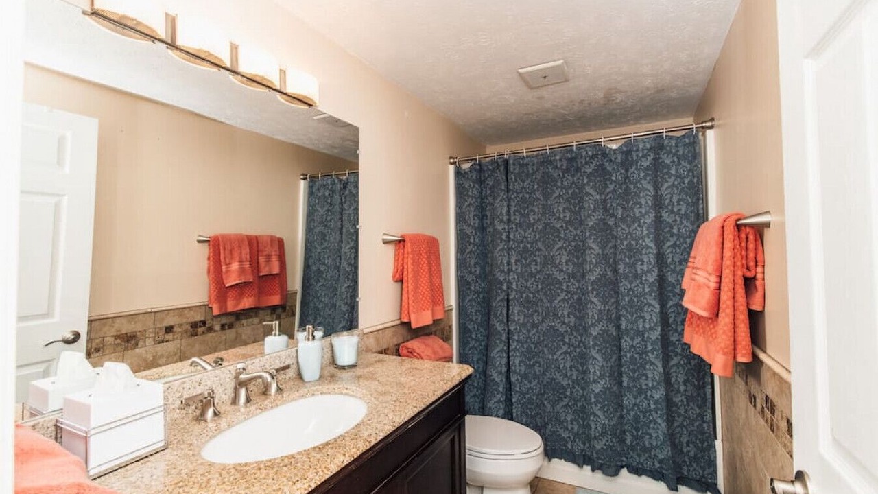 Photo of Bathroom in Mount Adams