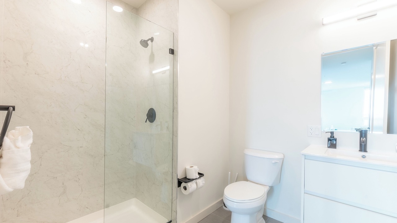 Photo of Bathroom in Orange