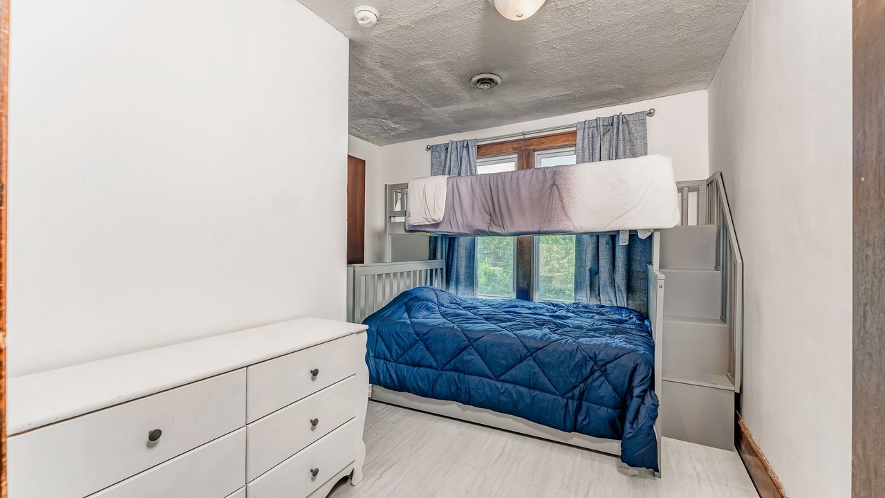 Photo of Bedroom in Morgantown