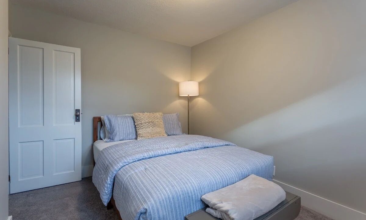 Photo of Bedroom in Logan