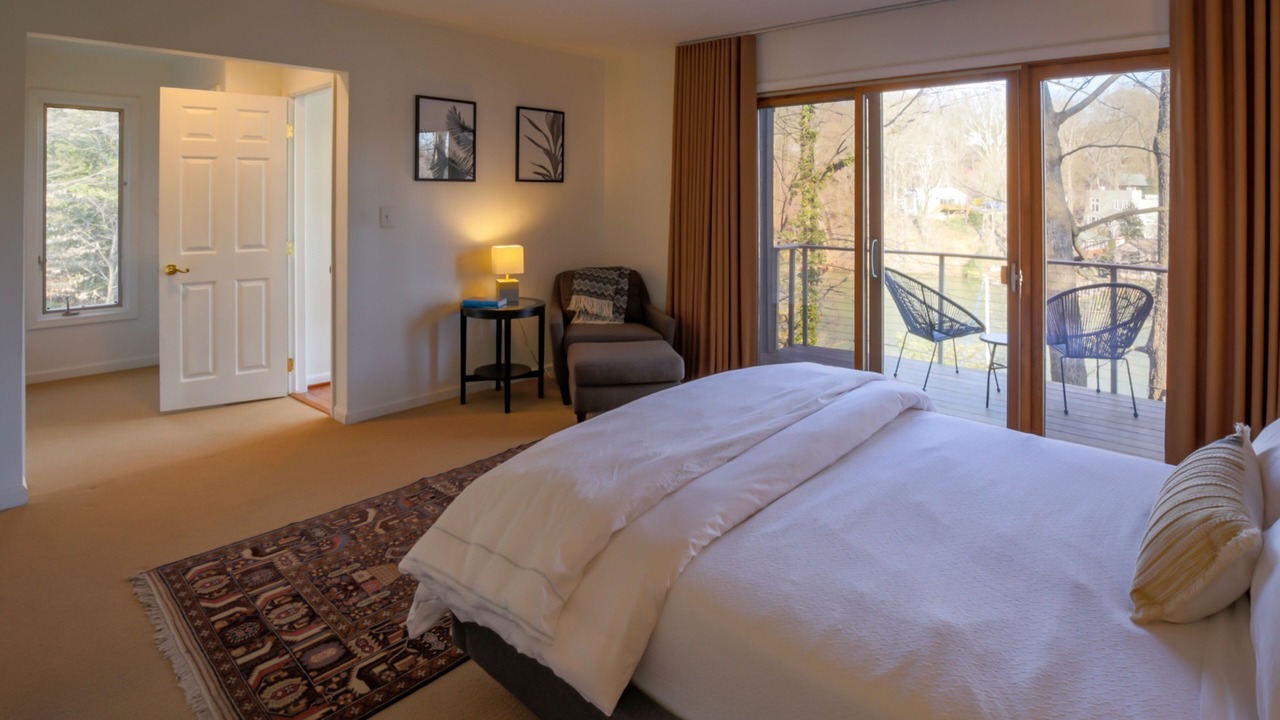 Photo of Bedroom in Arnold