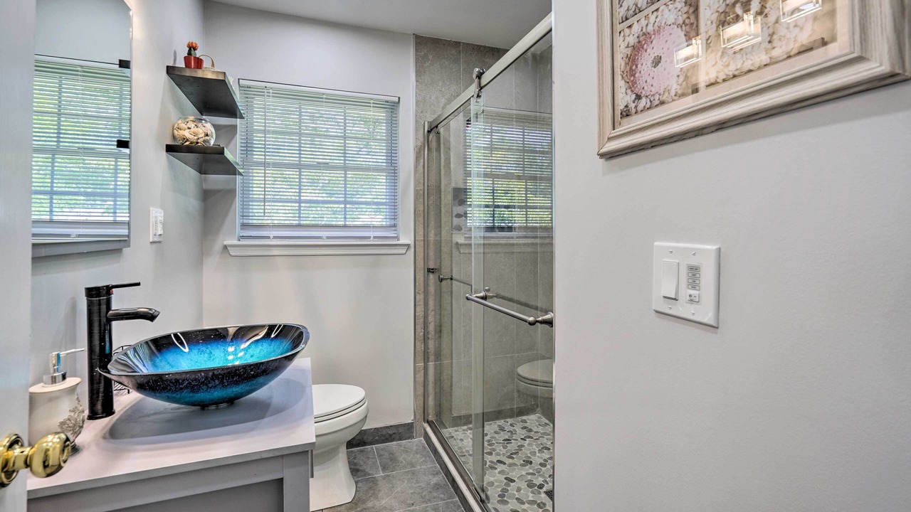Photo of Bathroom in Bayville