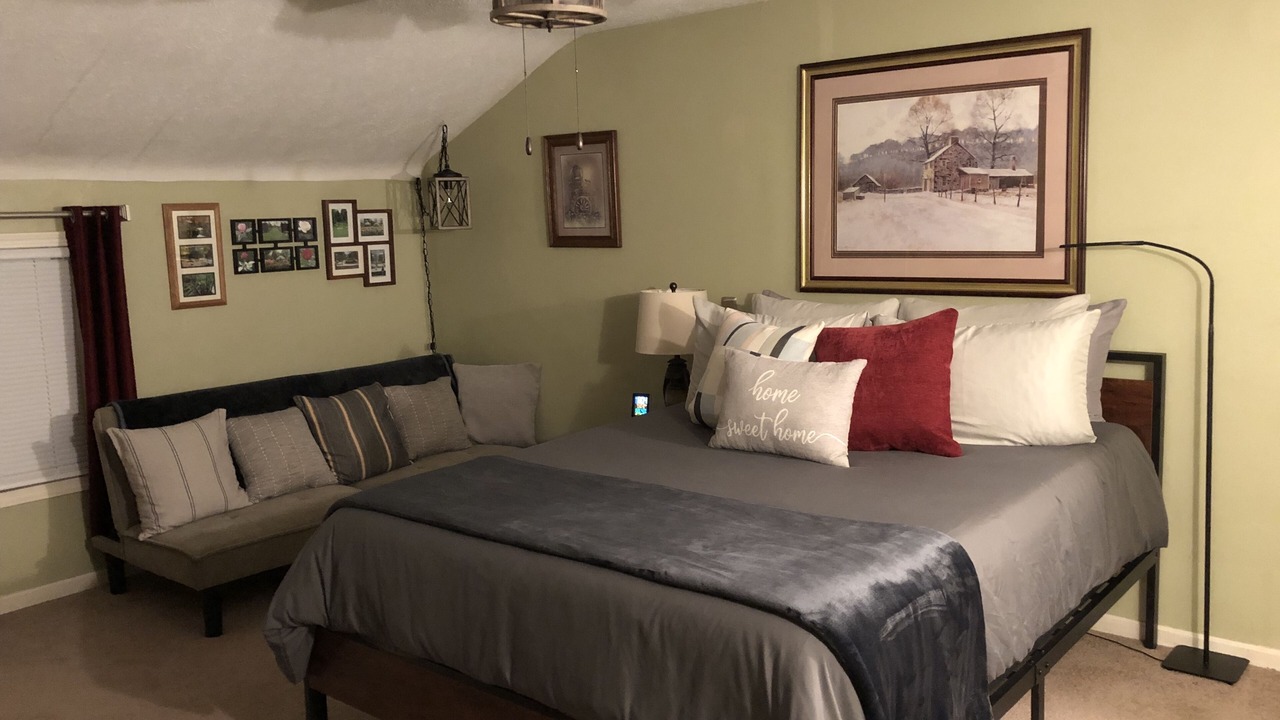 Photo of Bedroom in Youngstown