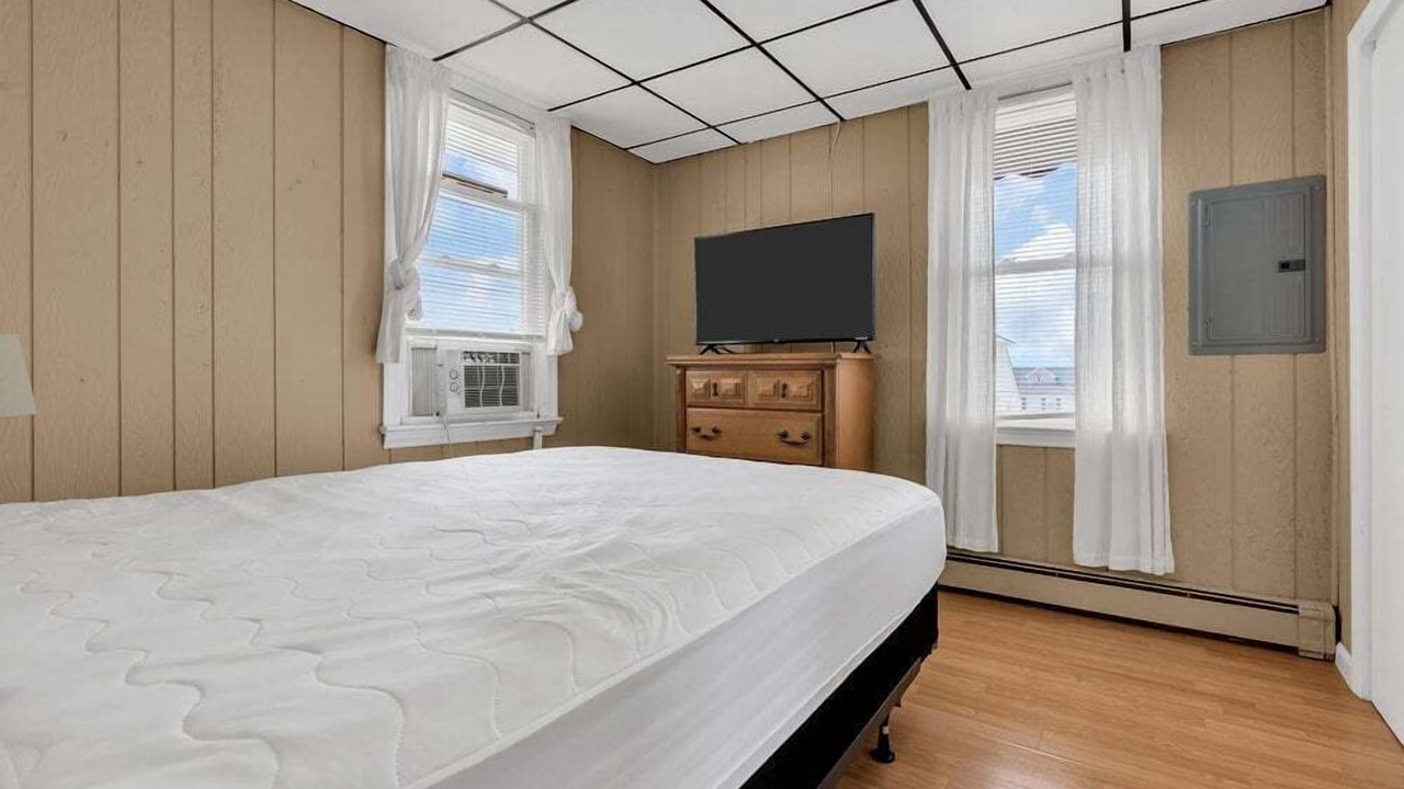 Photo of Bedroom in Point Pleasant Beach