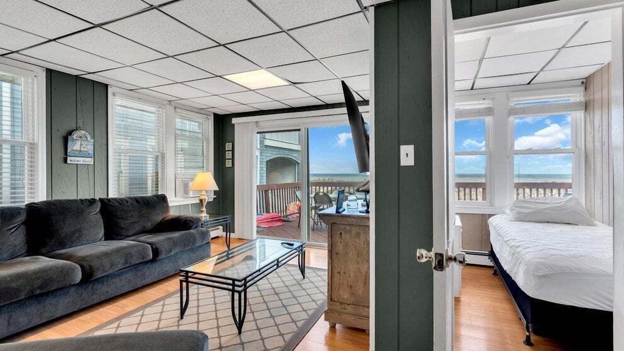 Photo of Livingroom in Point Pleasant Beach