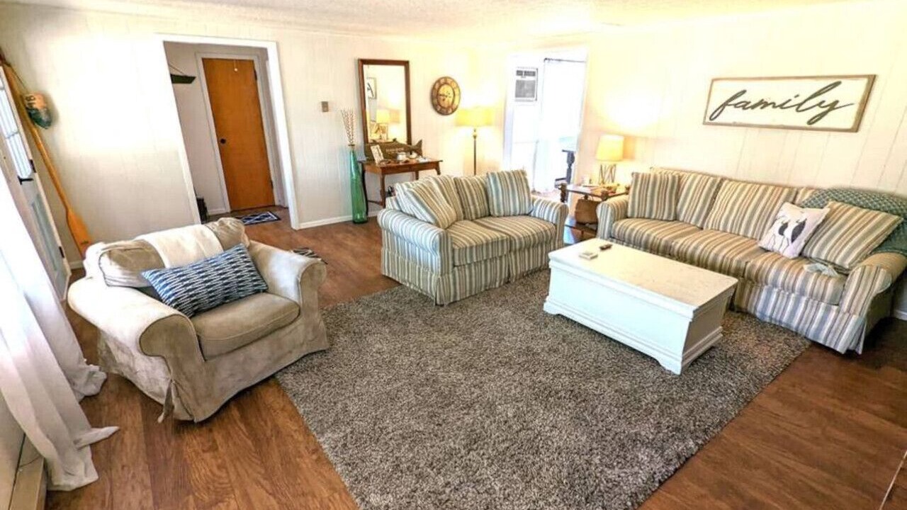 Photo of Livingroom in Chincoteague