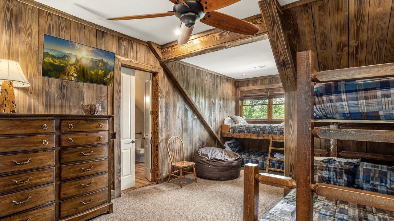 Photo of Bathroom in Blowing Rock