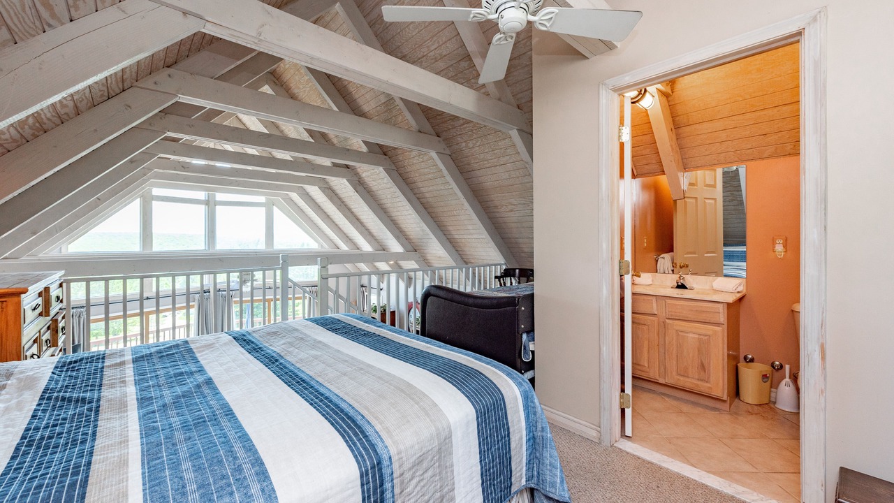 Photo of Bedroom in Paradise Point