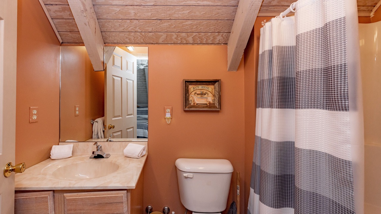 Photo of Bathroom in Paradise Point