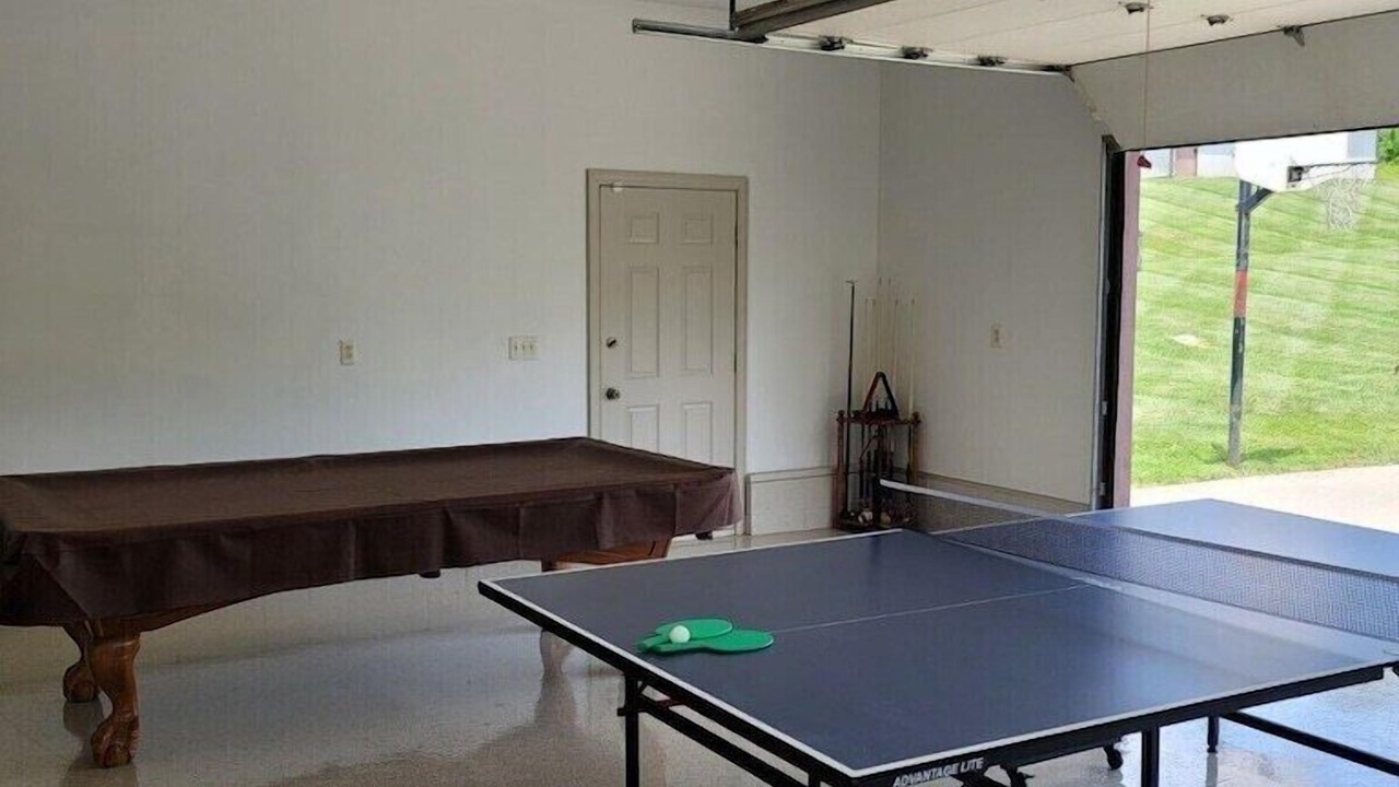Photo of Bedroom in Laurelville