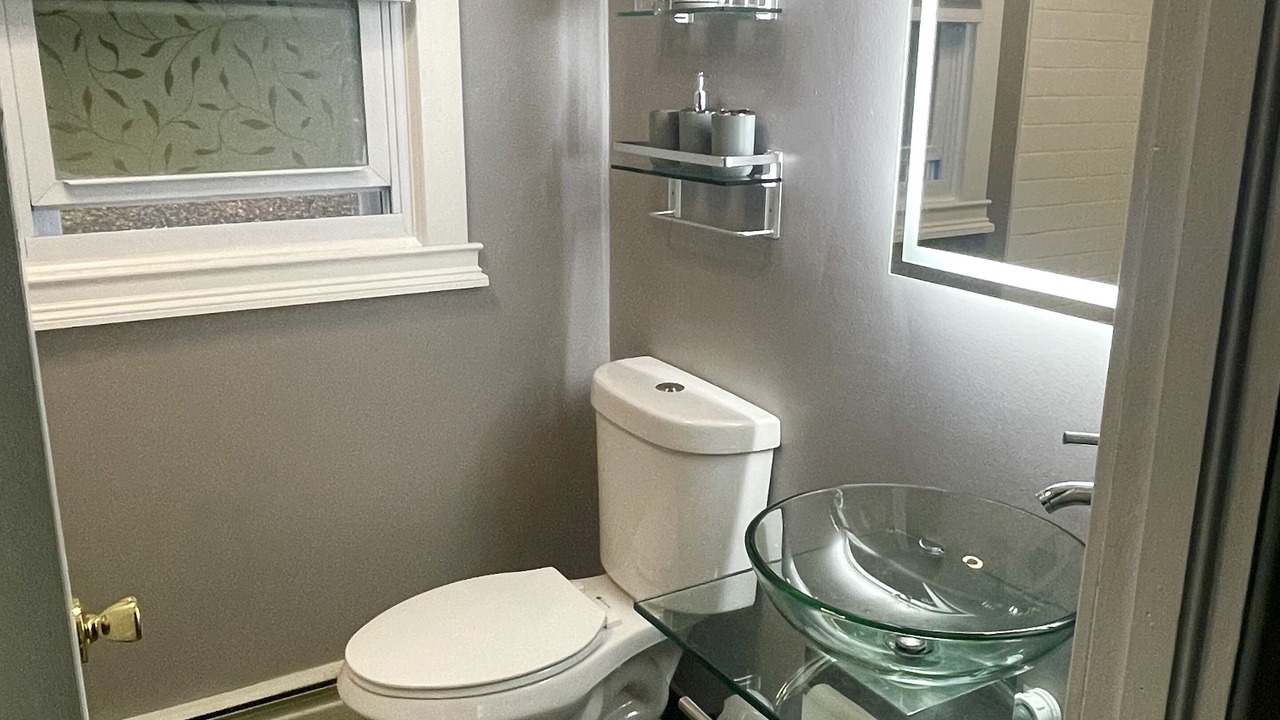 Photo of Bathroom in Camptown