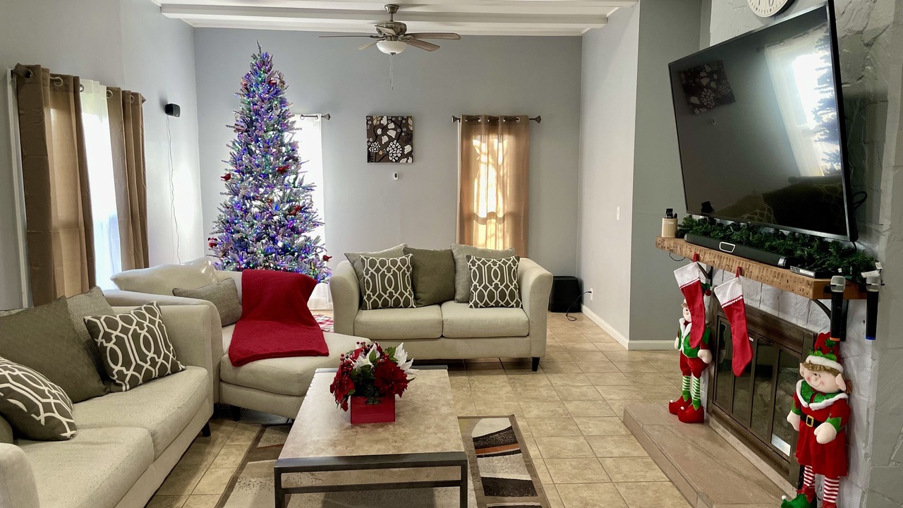 Photo of Livingroom in Camptown