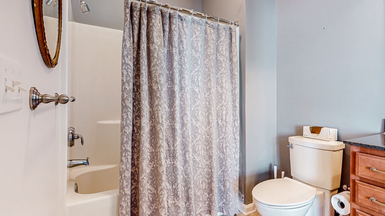 Photo of Bathroom in Sun Ridge