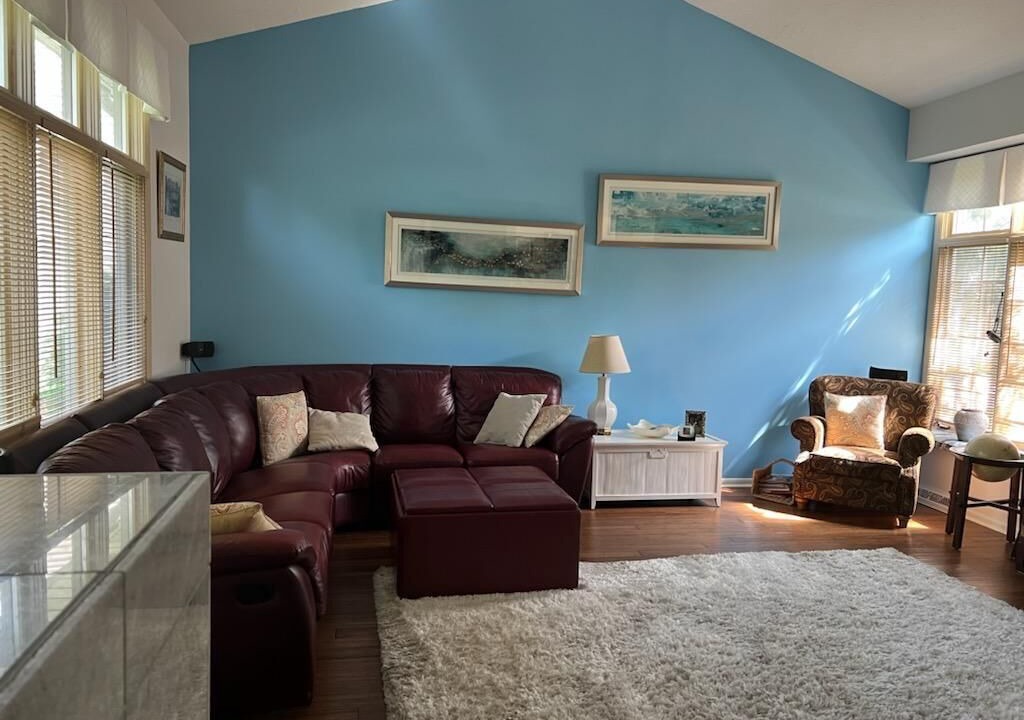 Photo of Livingroom in Cleveland