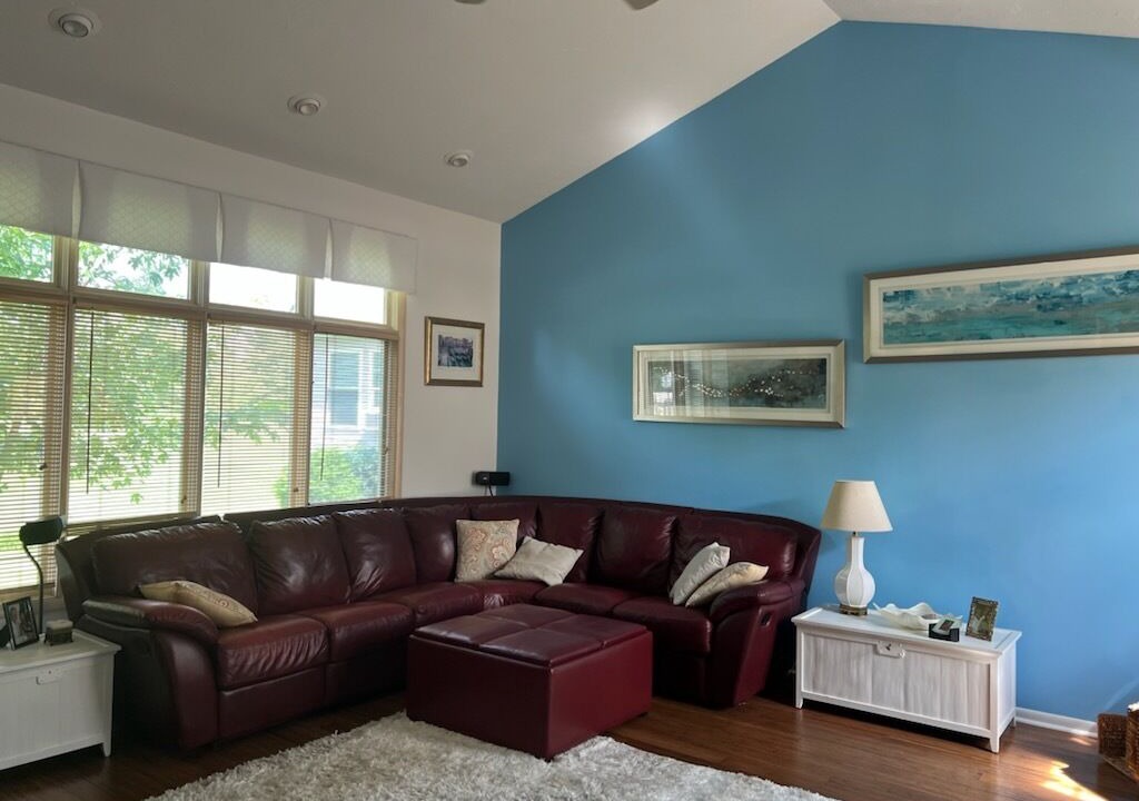 Photo of Livingroom in Cleveland
