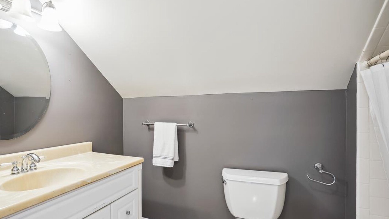 Photo of Bathroom in Neavitt