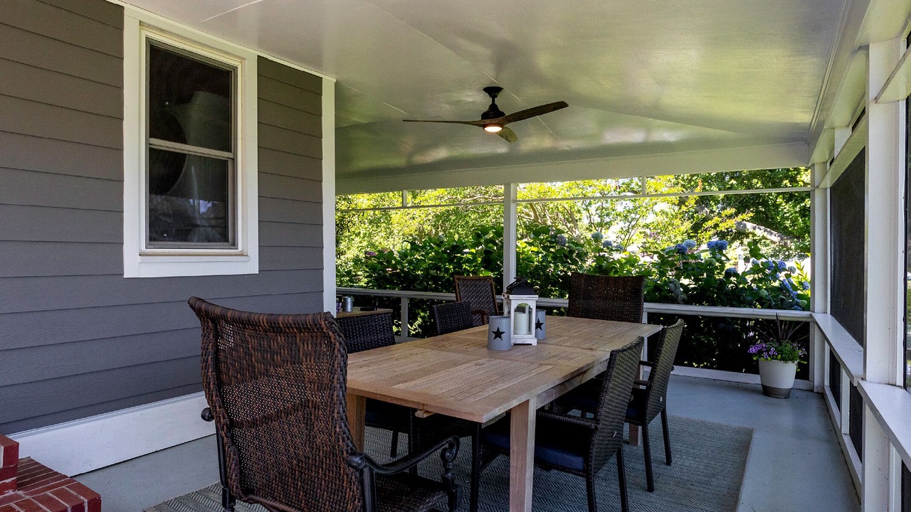 Photo of Outdoor in Neavitt