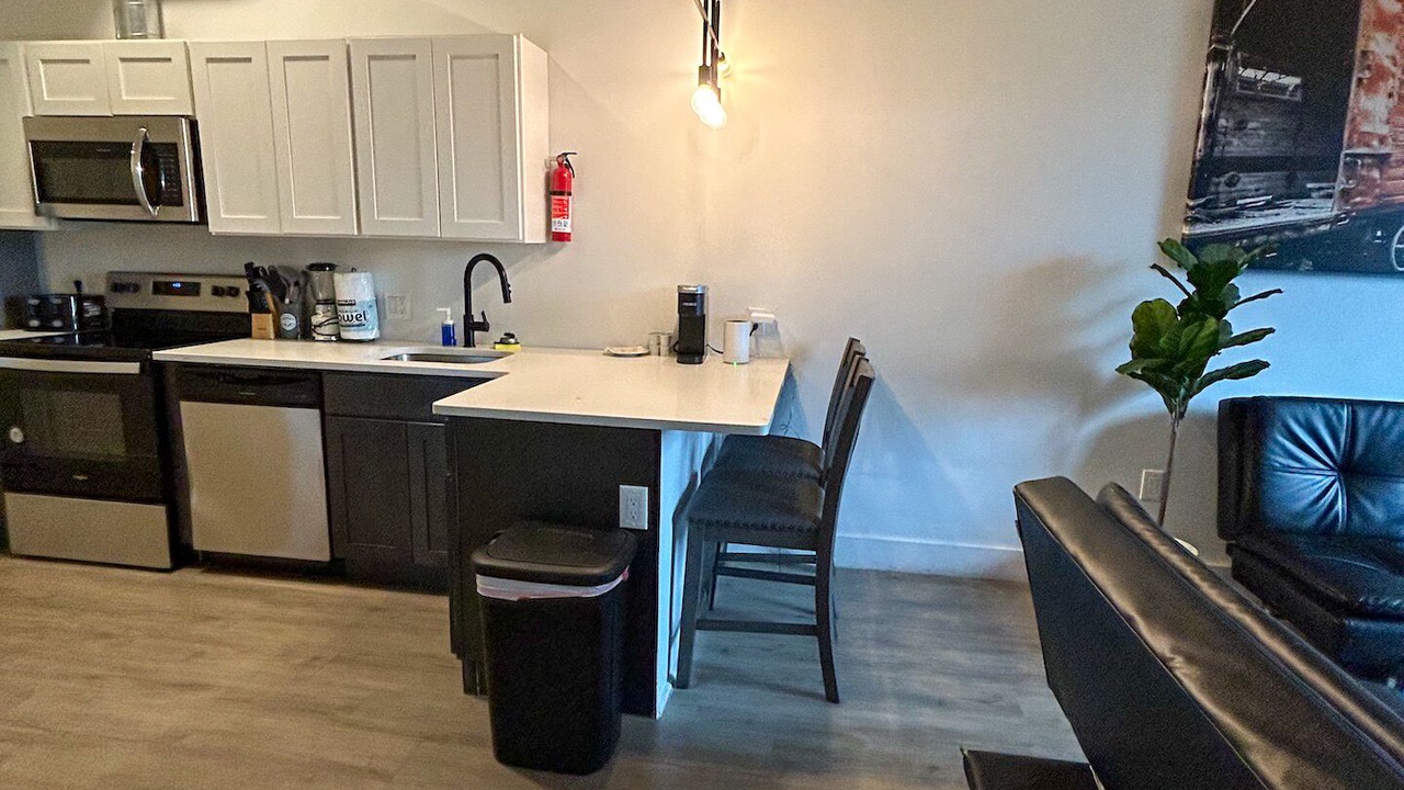 Photo of Kitchen in Elizabeth