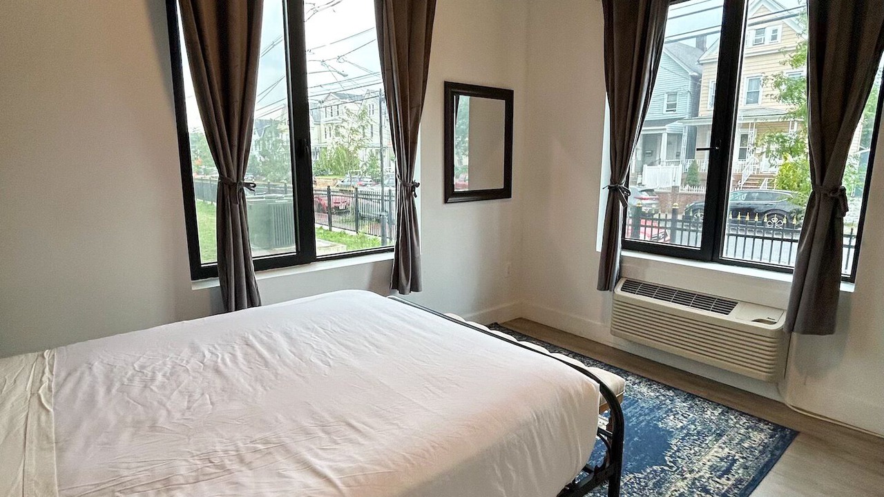 Photo of Bedroom in Elizabeth