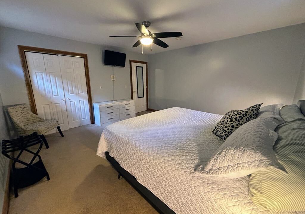 Photo of Bedroom in Lily