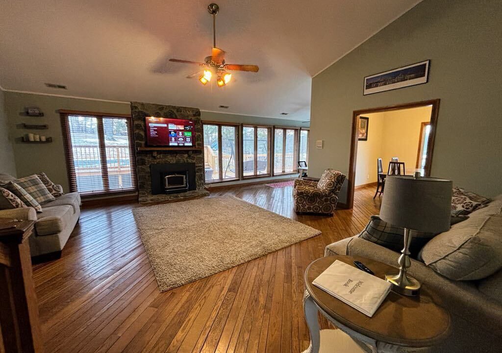 Photo of Livingroom in Lily