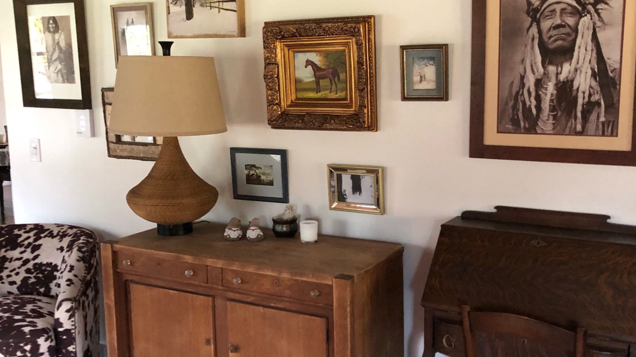Photo of Livingroom in Wallkill