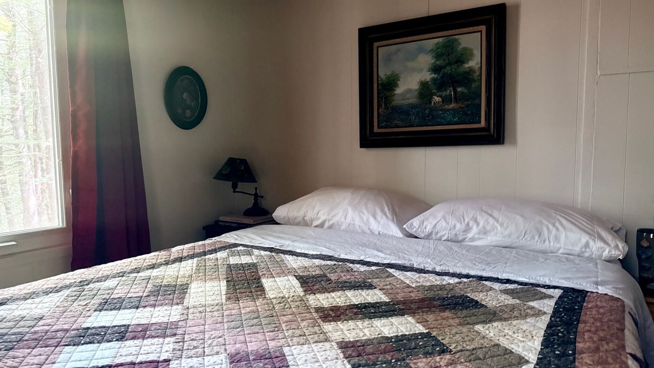 Photo of Bedroom in Huntingdon