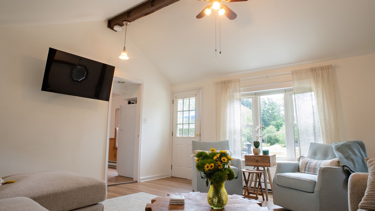 Photo of Livingroom in Bensalem