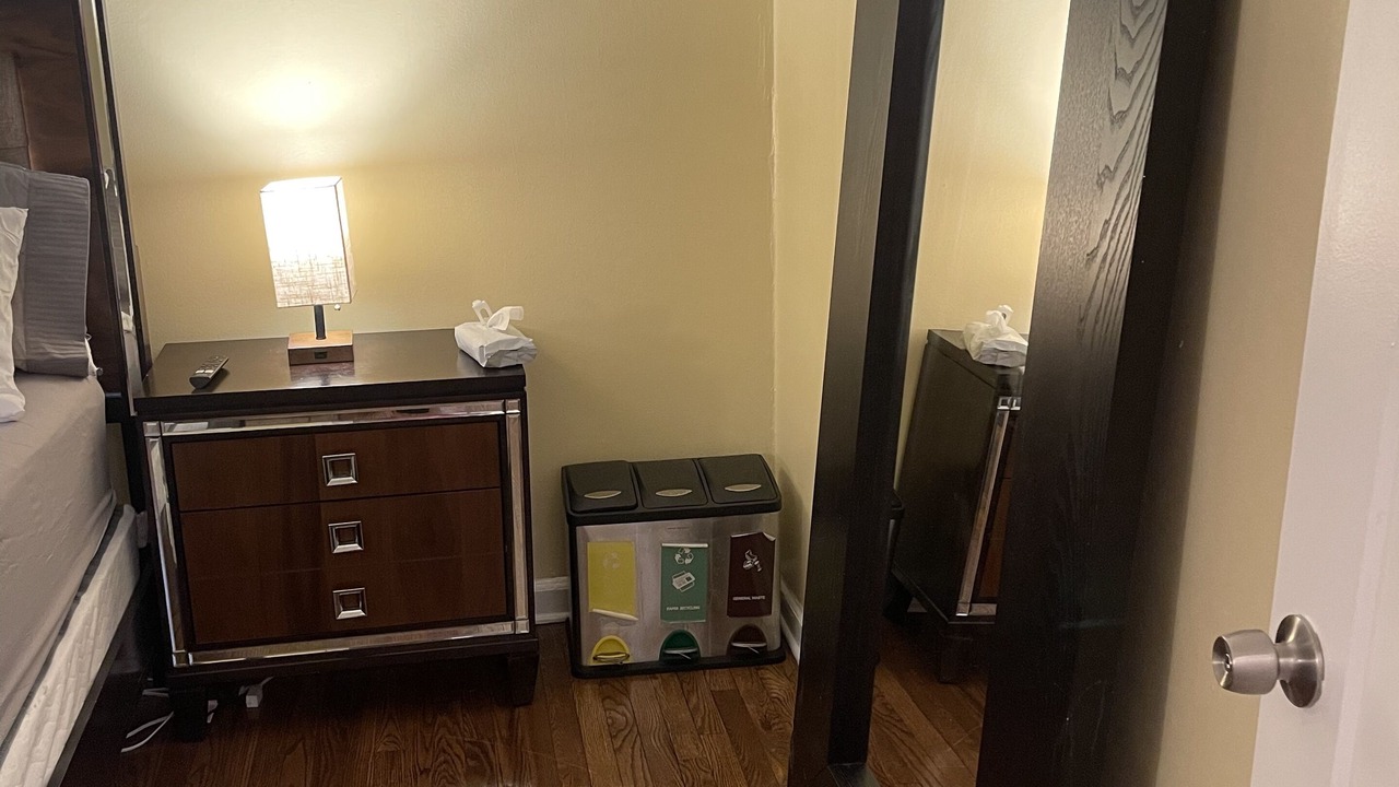 Photo of Bedroom in Pelham Gardens