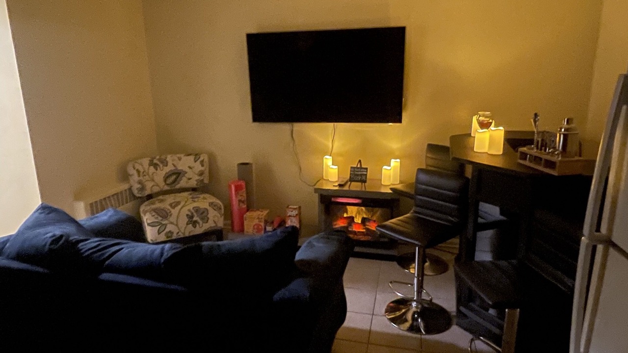 Photo of Livingroom in Pelham Gardens